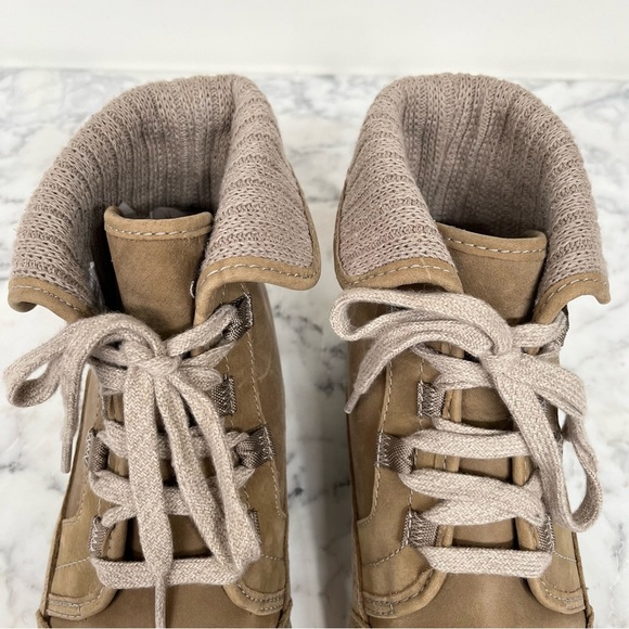 Chaco Women’s Barbary Leather Lace Up Boots Hiking Outdoor Casual in Mink Tan 9 - Picture 6 of 14